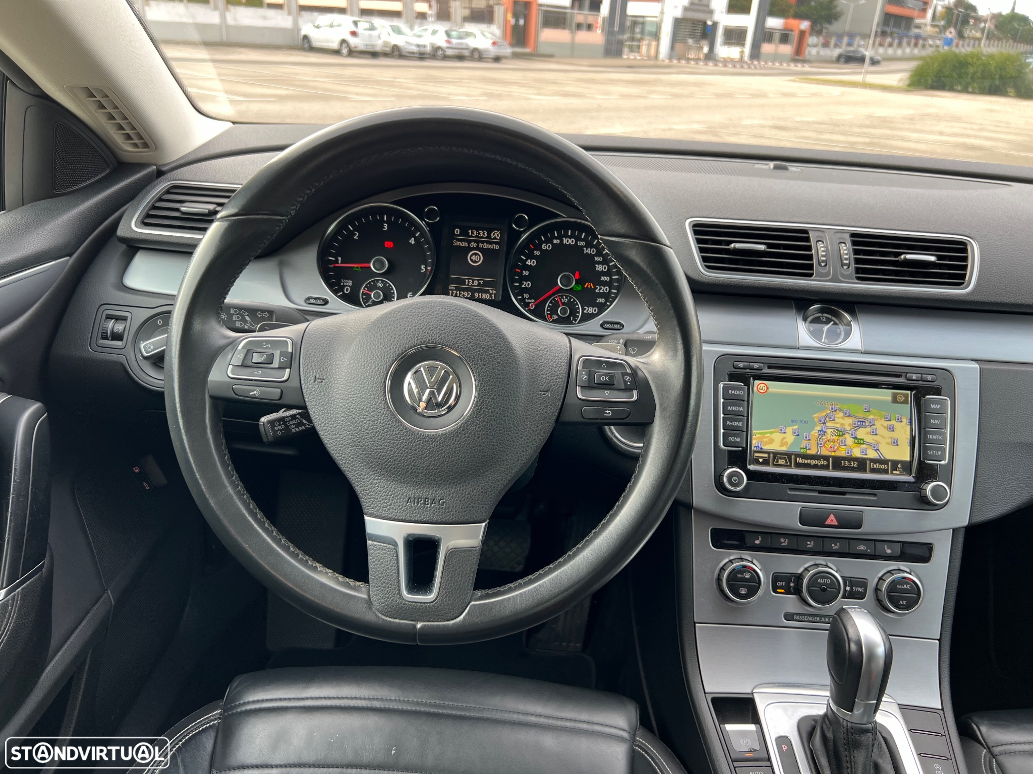 VW Passat CC - 24