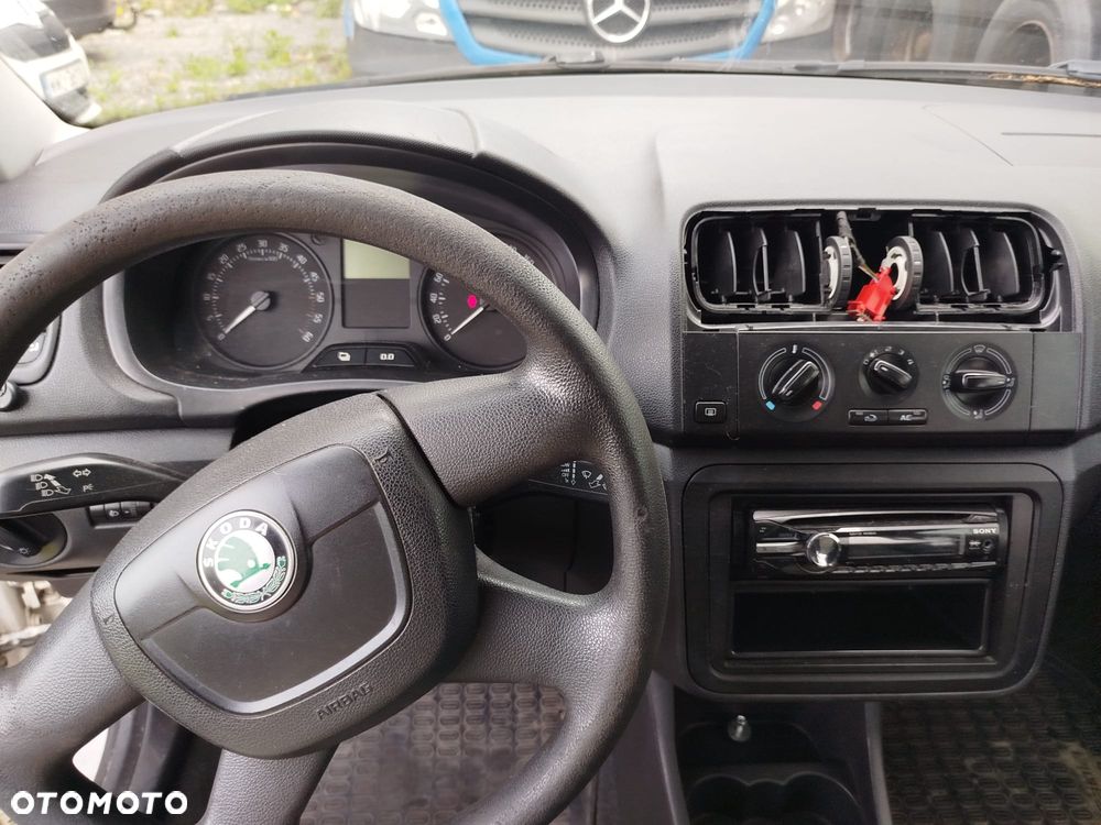 Skoda Fabia 1.6 TDI DPF Classic - 10