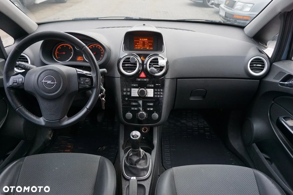 Opel Corsa 1.3 CDTI Cosmo - 11