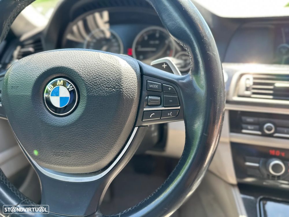 BMW 520 d Auto - 23
