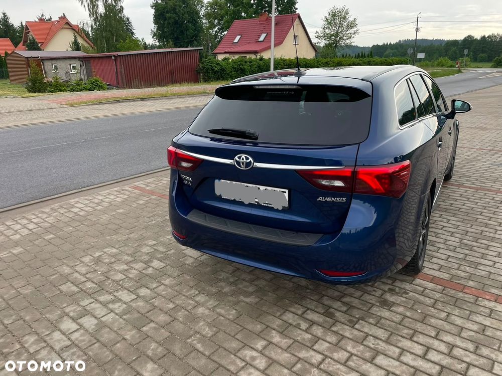 Toyota Avensis - 30