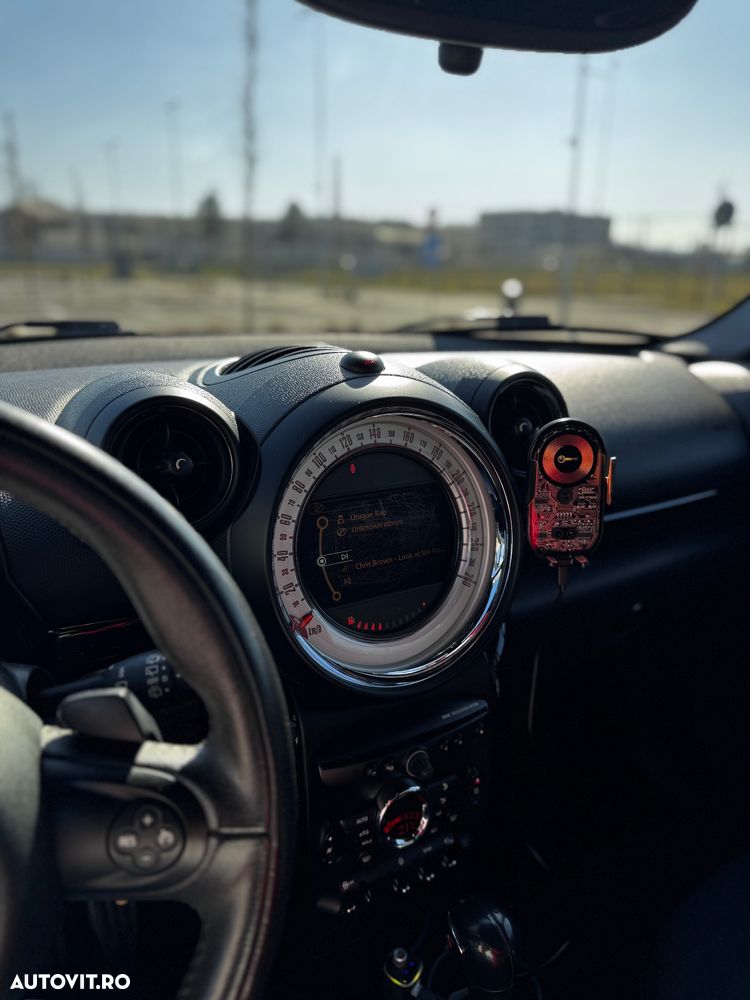 Mini Countryman - 15