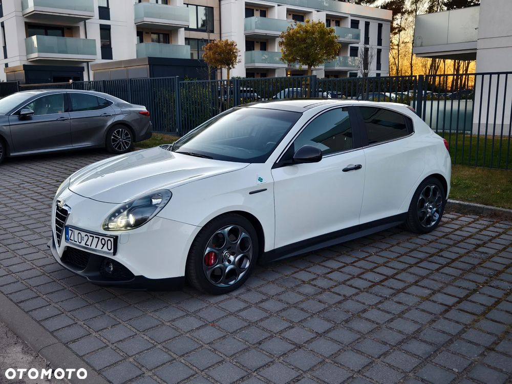 Alfa Romeo Giulietta - 1
