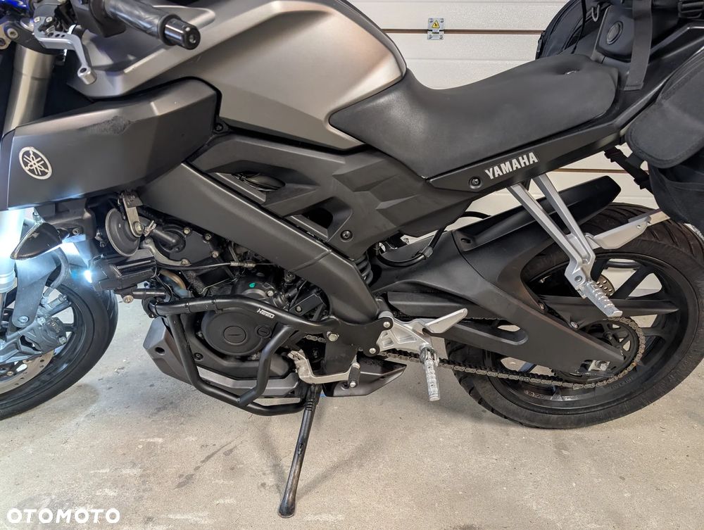Yamaha MT - 5