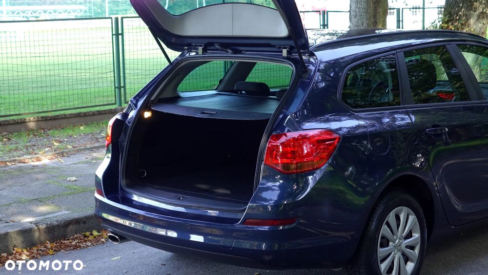 Opel Astra - 35
