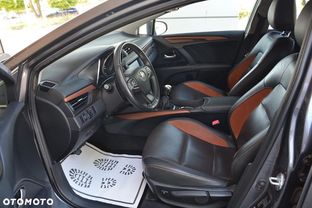 Toyota Avensis 2.0 D-4D Prestige - 9