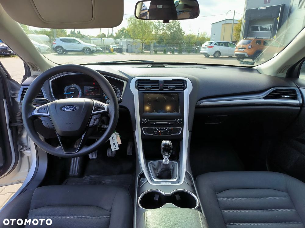 Ford Mondeo - 7