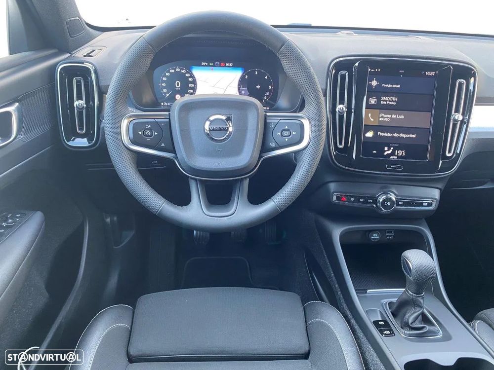 Volvo XC 40 2.0 D3 Momentum Plus - 7