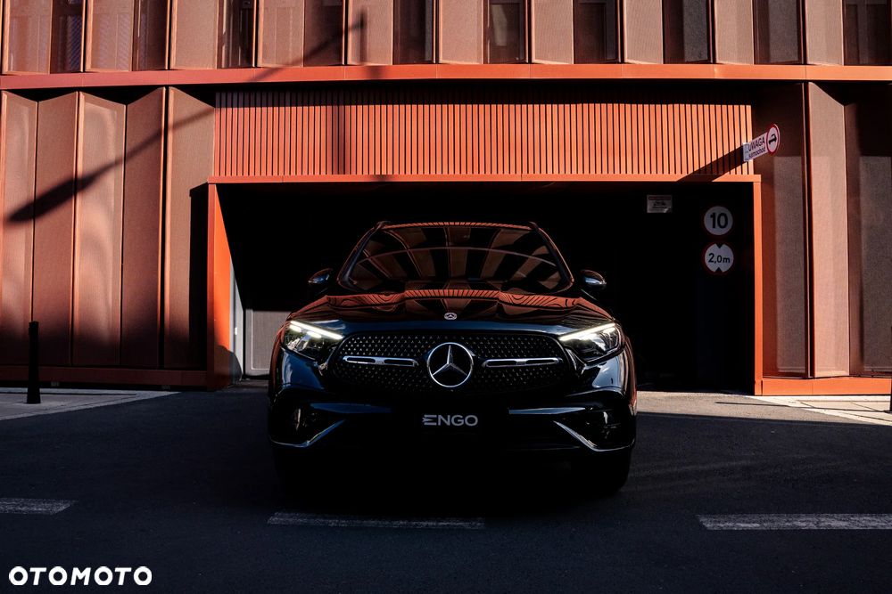 Mercedes-Benz GLC 300 mHEV 4-Matic AMG Line - 19