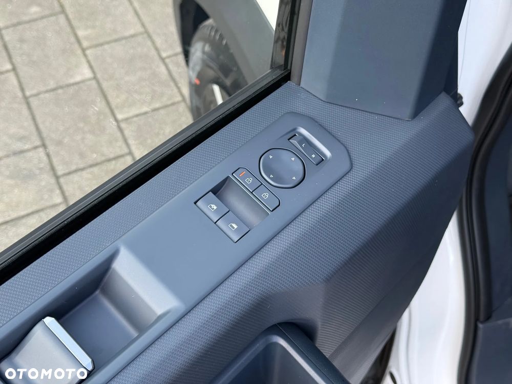 Kia PV5 CARGO - 17