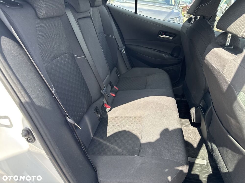 Toyota Corolla - 13