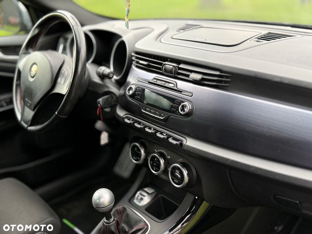 Alfa Romeo Giulietta - 13