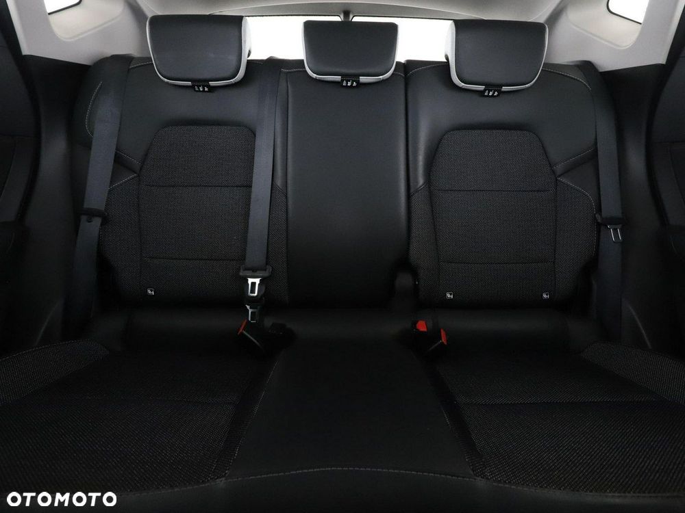 Renault Captur 1.6 E-TECH Full Hybrid 145 Intens - 18