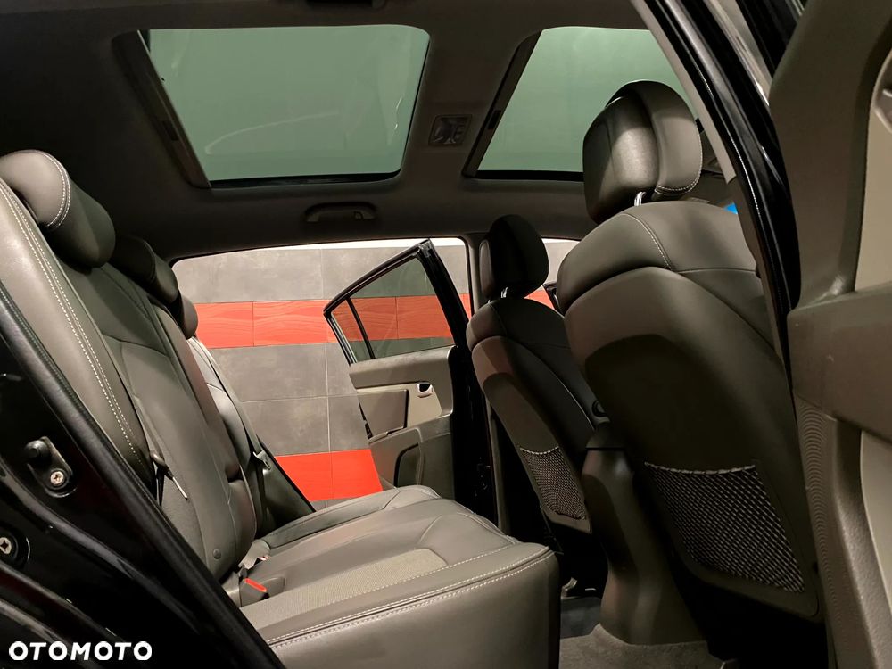 Kia Sportage 2.0 L - 26