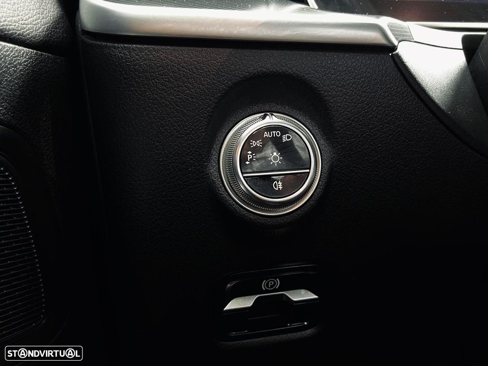 Mercedes-Benz C 300 de Avantgarde - 31