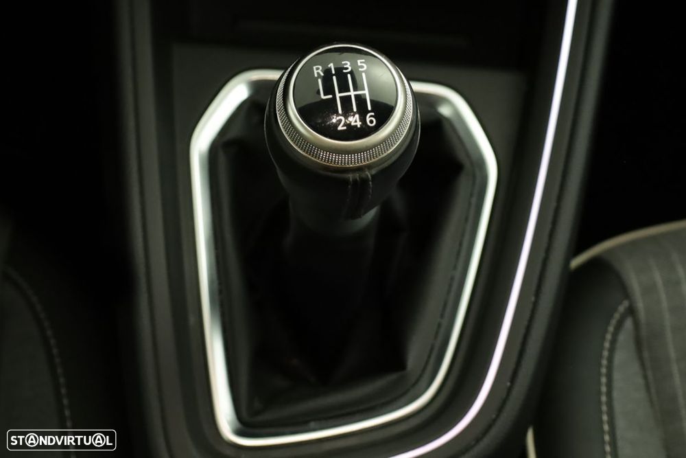 Renault Clio 1.0 TCe Techno Bi-Fuel - 13