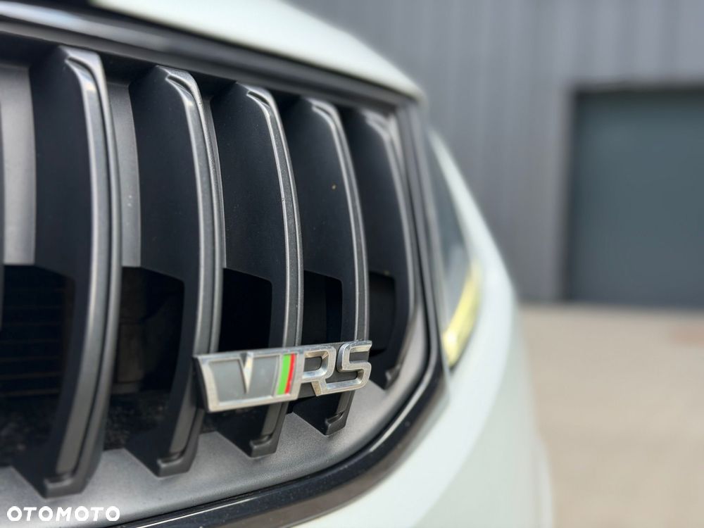 Skoda Octavia 2.0 TDI RS Challenge DSG - 19