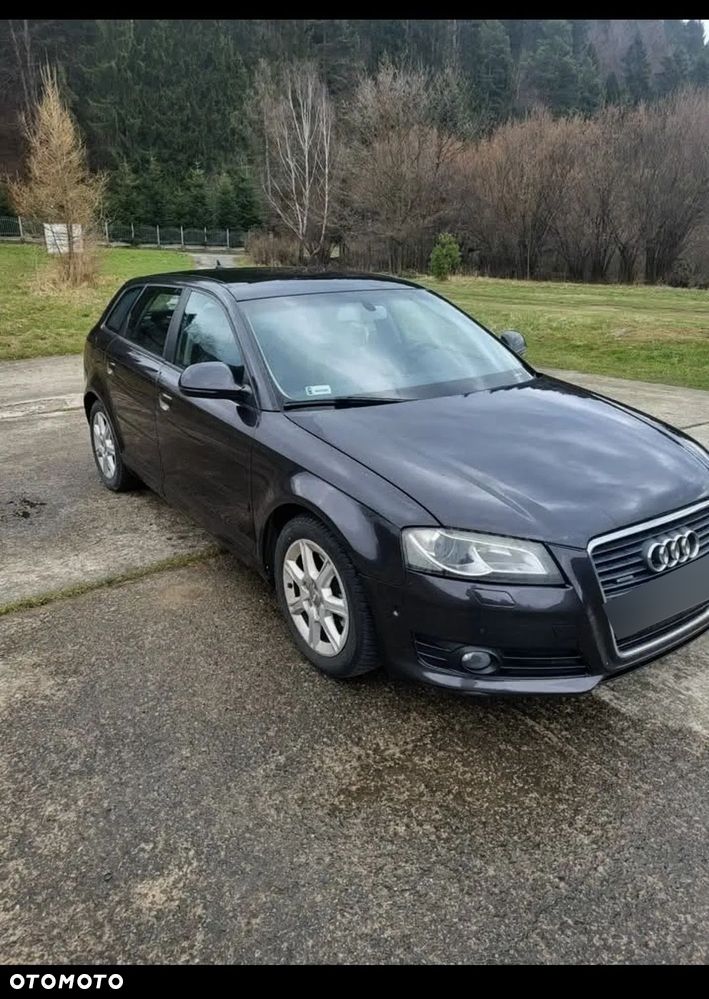Audi A3 Sportback - 1
