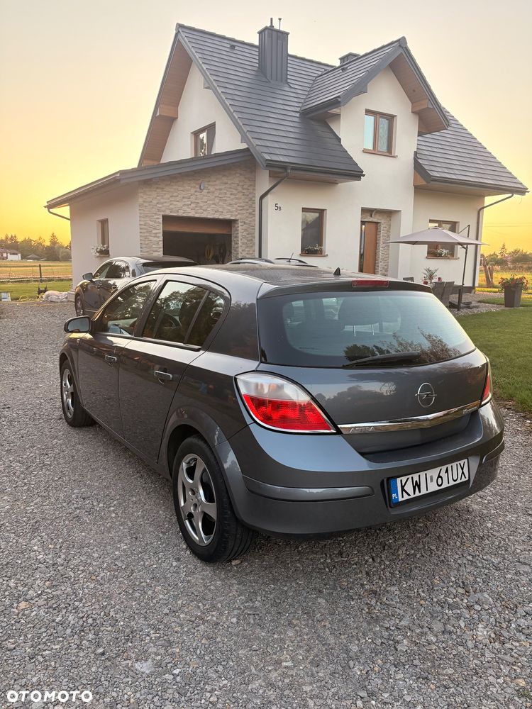 Opel Astra 1.6 Enjoy - 6
