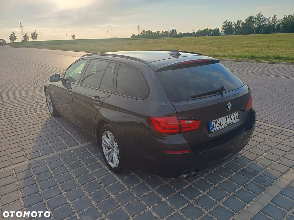 BMW Seria 5 520d xDrive - 8