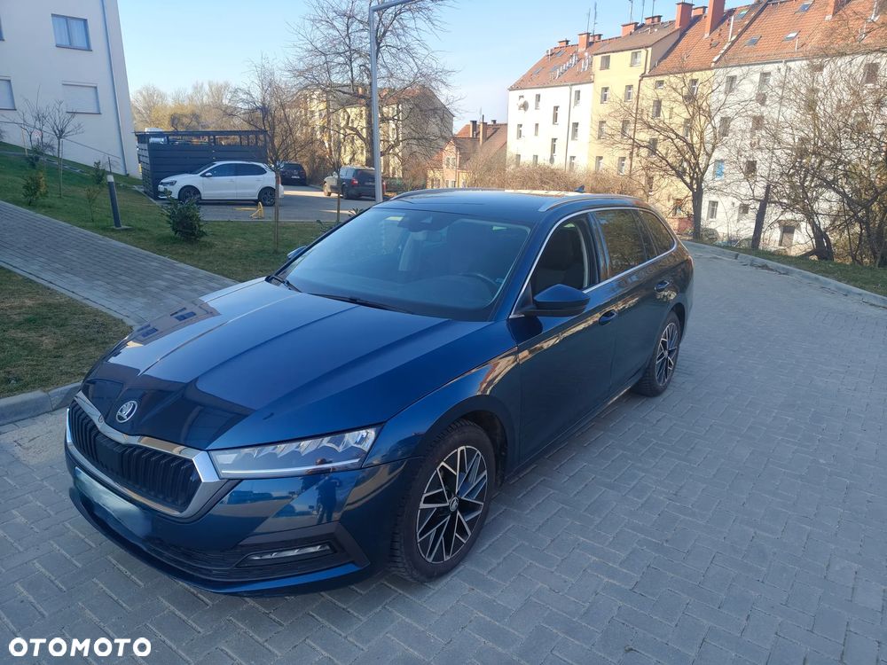 Skoda Octavia 2.0 TDI Sportline DSG - 2