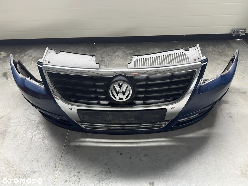ZDERZAK PRZÓD KOMPLETNY PASSAT B6 PDC SPRYSKIWACZE POD XENON - 2