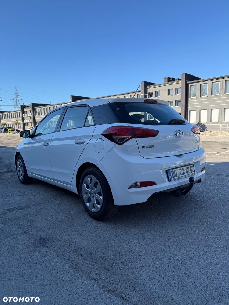 Hyundai i20 1.2 Select - 14