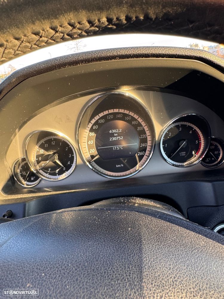 Mercedes-Benz E 250 CDI DPF BlueEFFICIENCY Avantgarde - 9