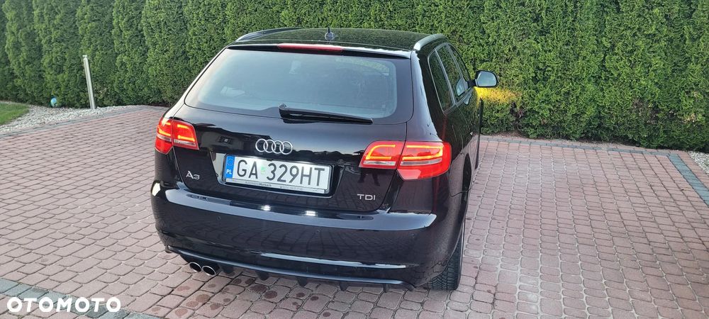 Audi A3 Sportback 2.0 TDI DPF S line Sportpaket - 2