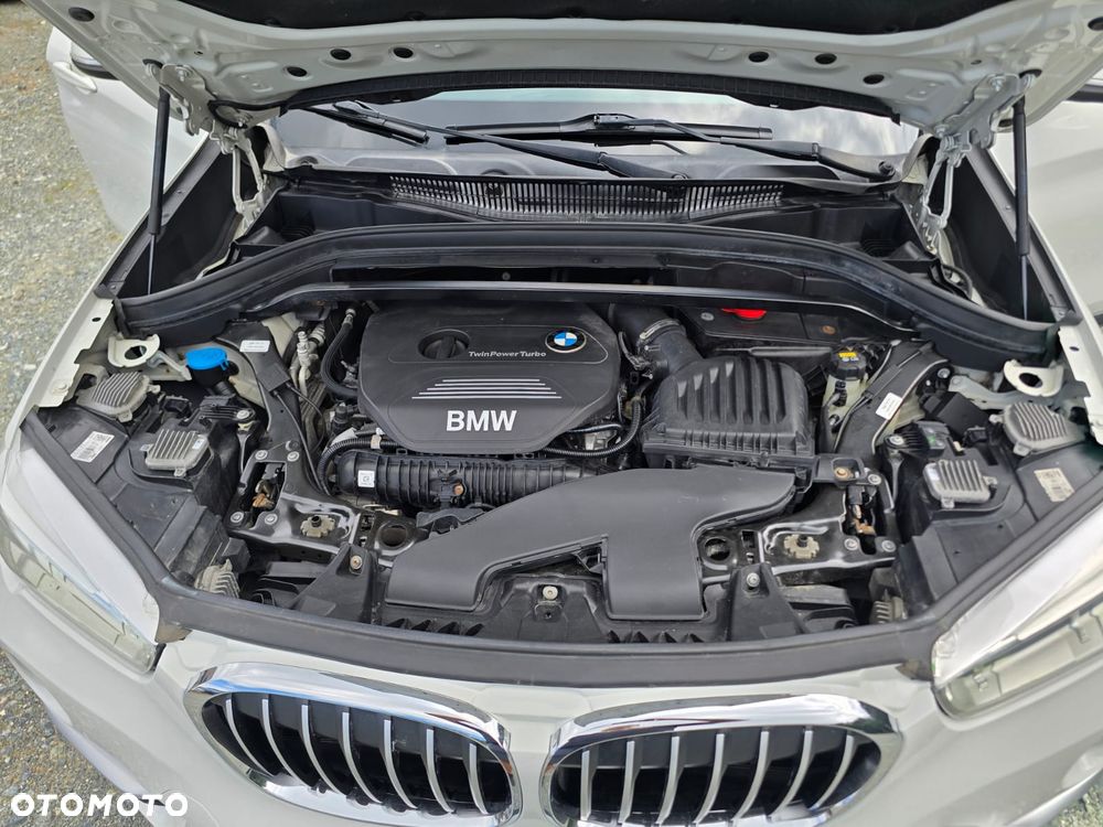 BMW X1 xDrive25i xLine - 9