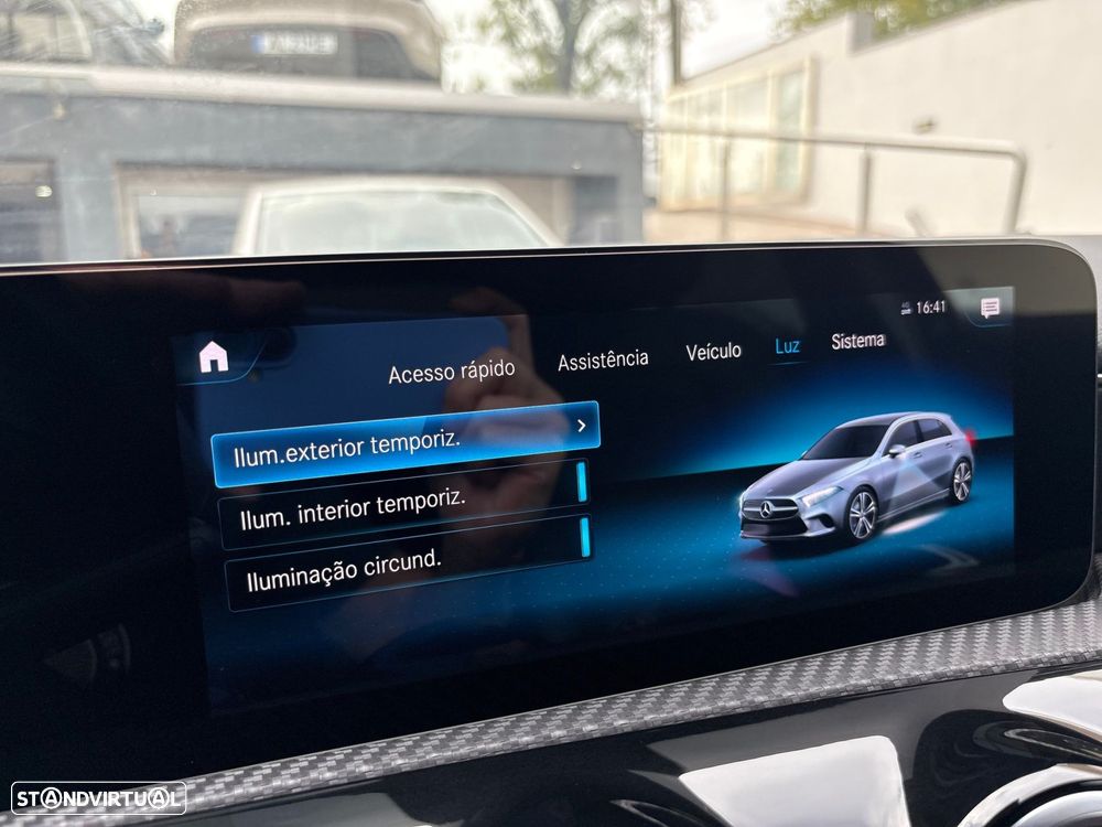 Mercedes-Benz A 200 Style Plus Aut. - 35