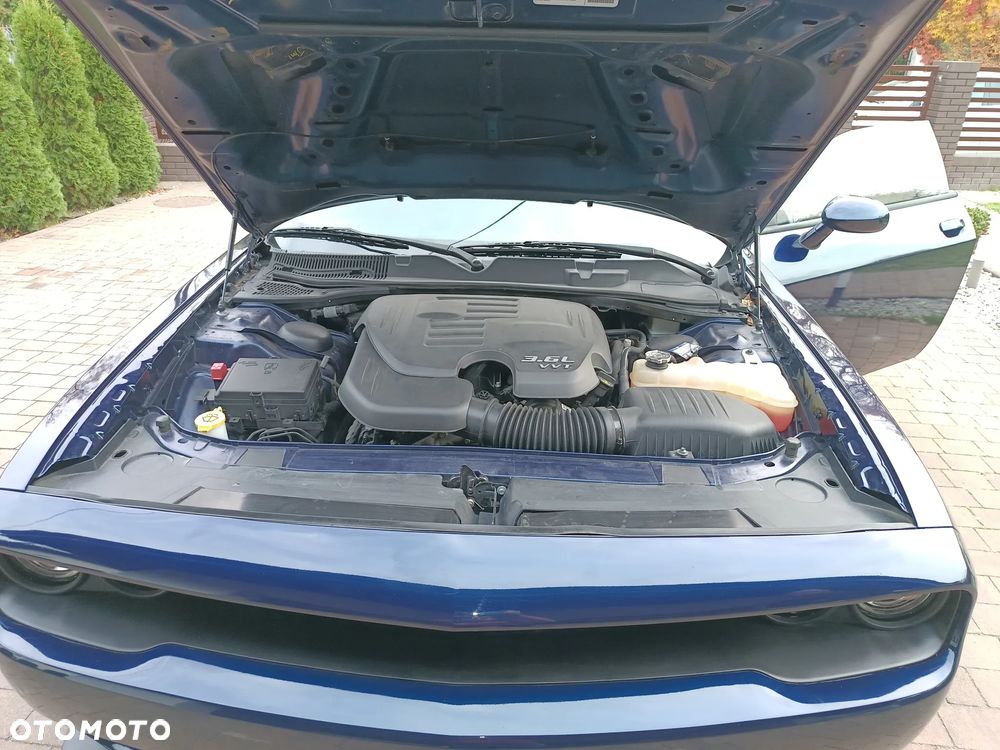 Dodge Challenger - 14