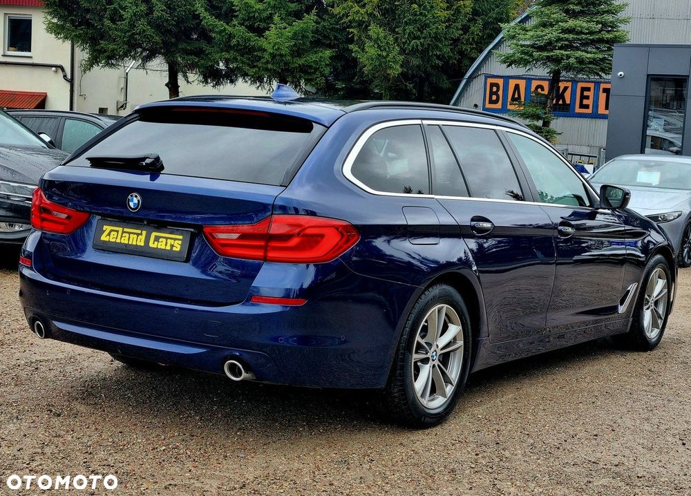BMW Seria 5 520d Sport Line - 8