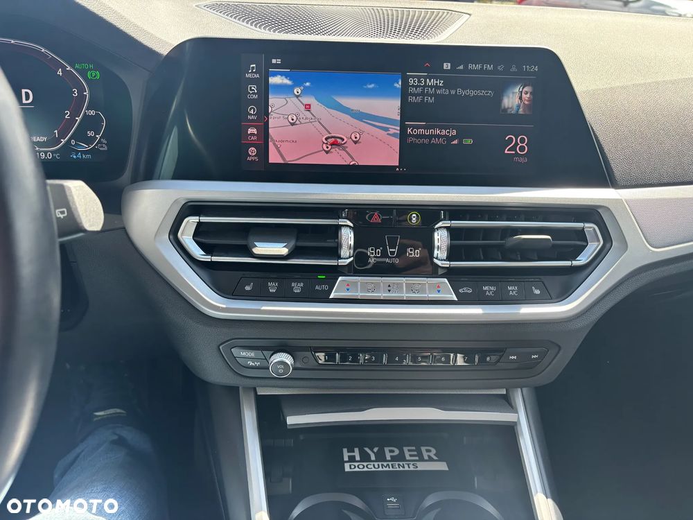BMW Seria 3 320e - 22