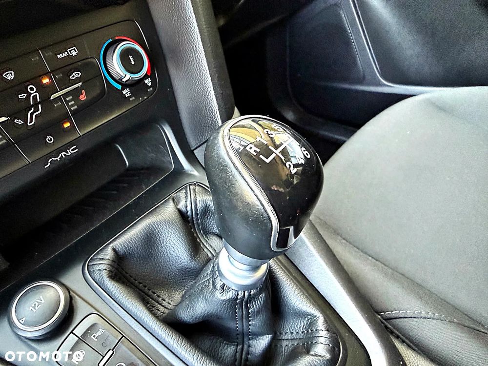Ford Focus 1.6 TDCi DPF Start-Stopp-System Titanium - 36