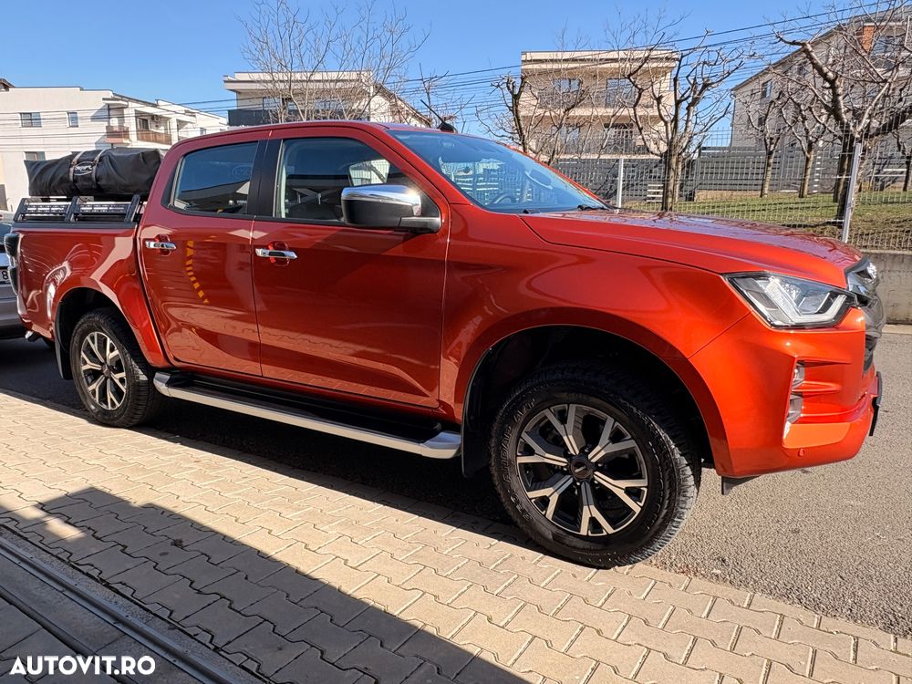 Isuzu D-Max 1.9 DSL 4x4 Double Cab MT Premium - 2