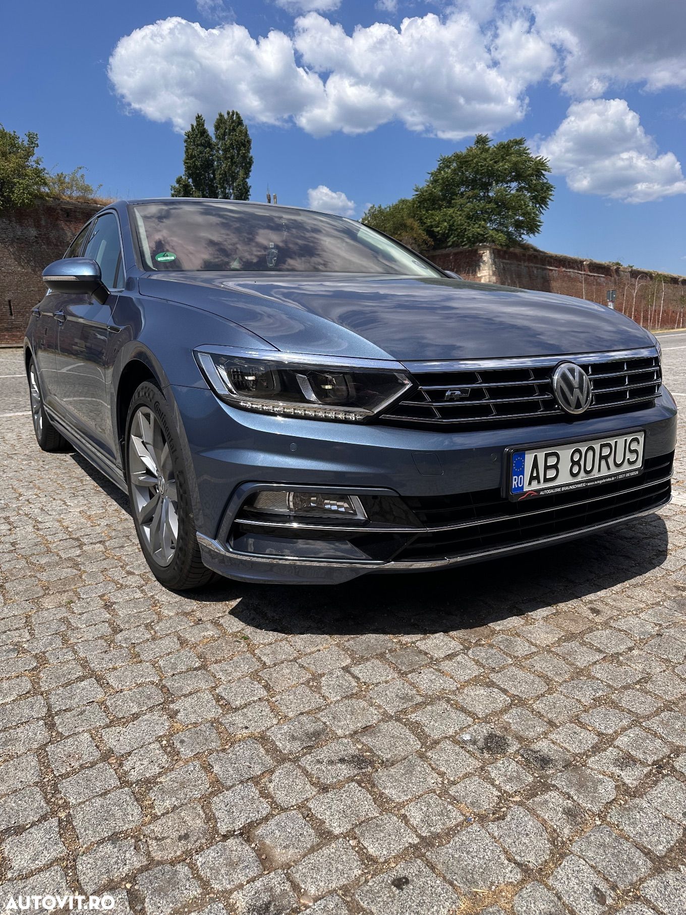 Volkswagen Passat 2.0 TDI (BlueMotion Technology) Comfortline - 1