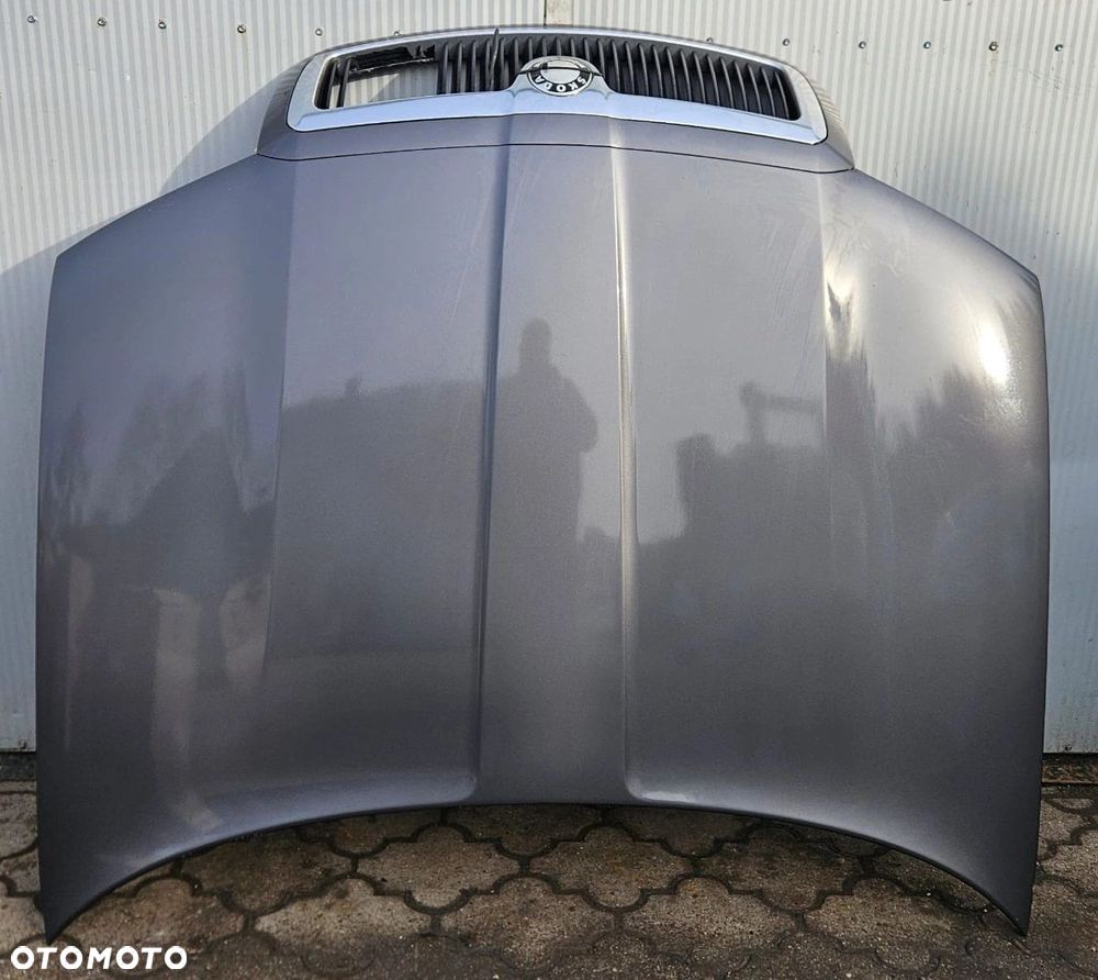 Superb I maska kompletna stan bdb bez malowania kolor 9152 Skoda - 1