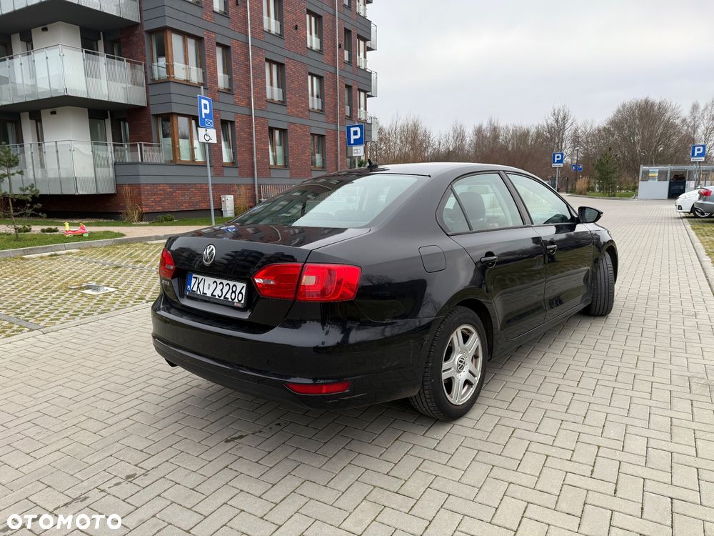 Volkswagen Jetta 1.2 TSI Comfortline CityLine - 5