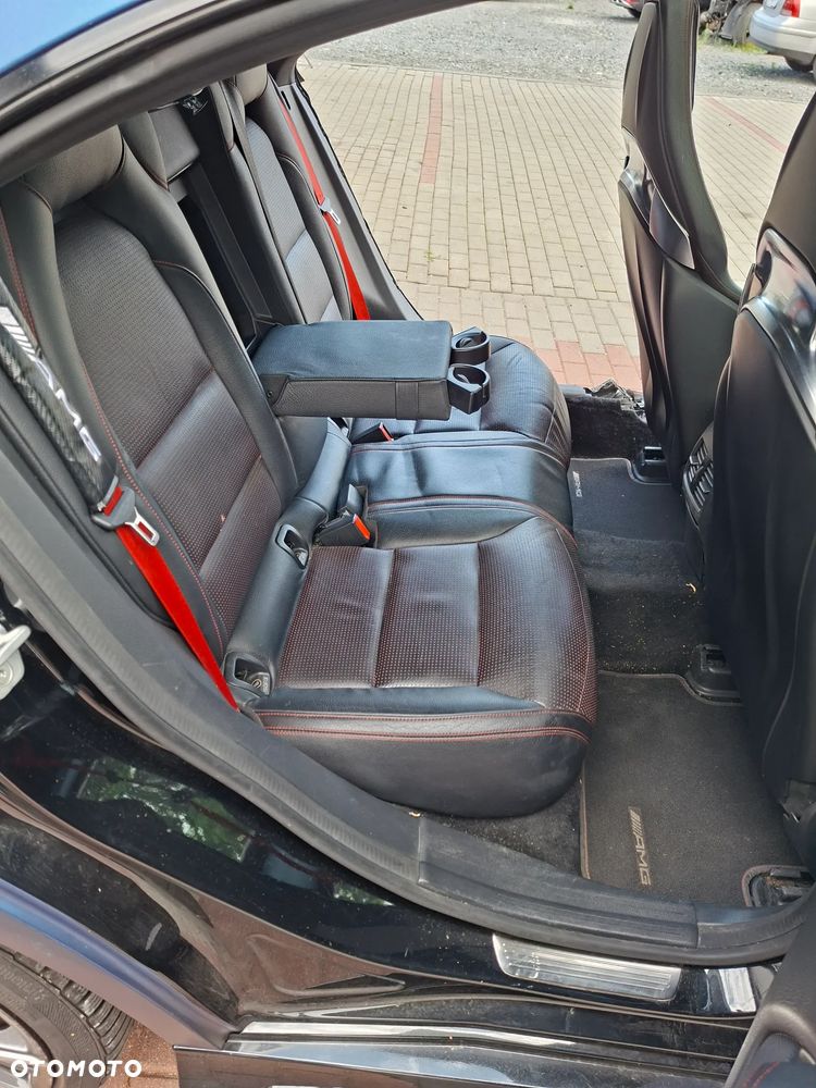 Mercedes-Benz CLA 45 AMG 4Matic 7G-DCT - 15