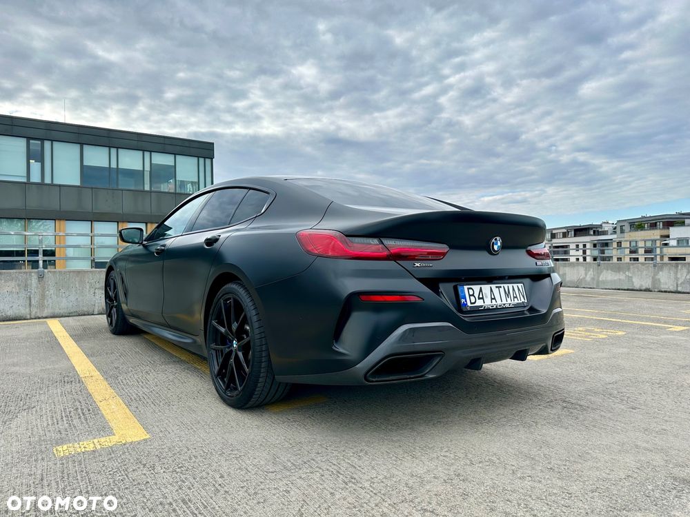 BMW Seria 8 - 12