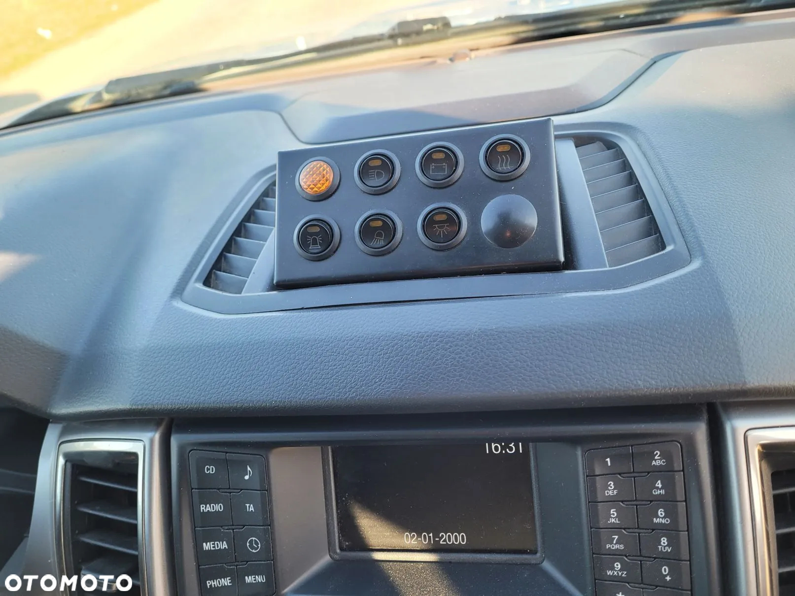 Ford Ranger XLT - 18