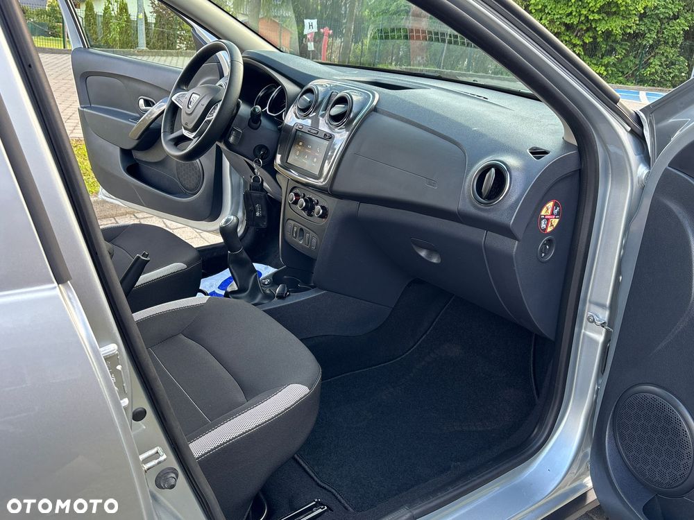 Dacia Sandero Stepway TCe 100 Prestige - 8