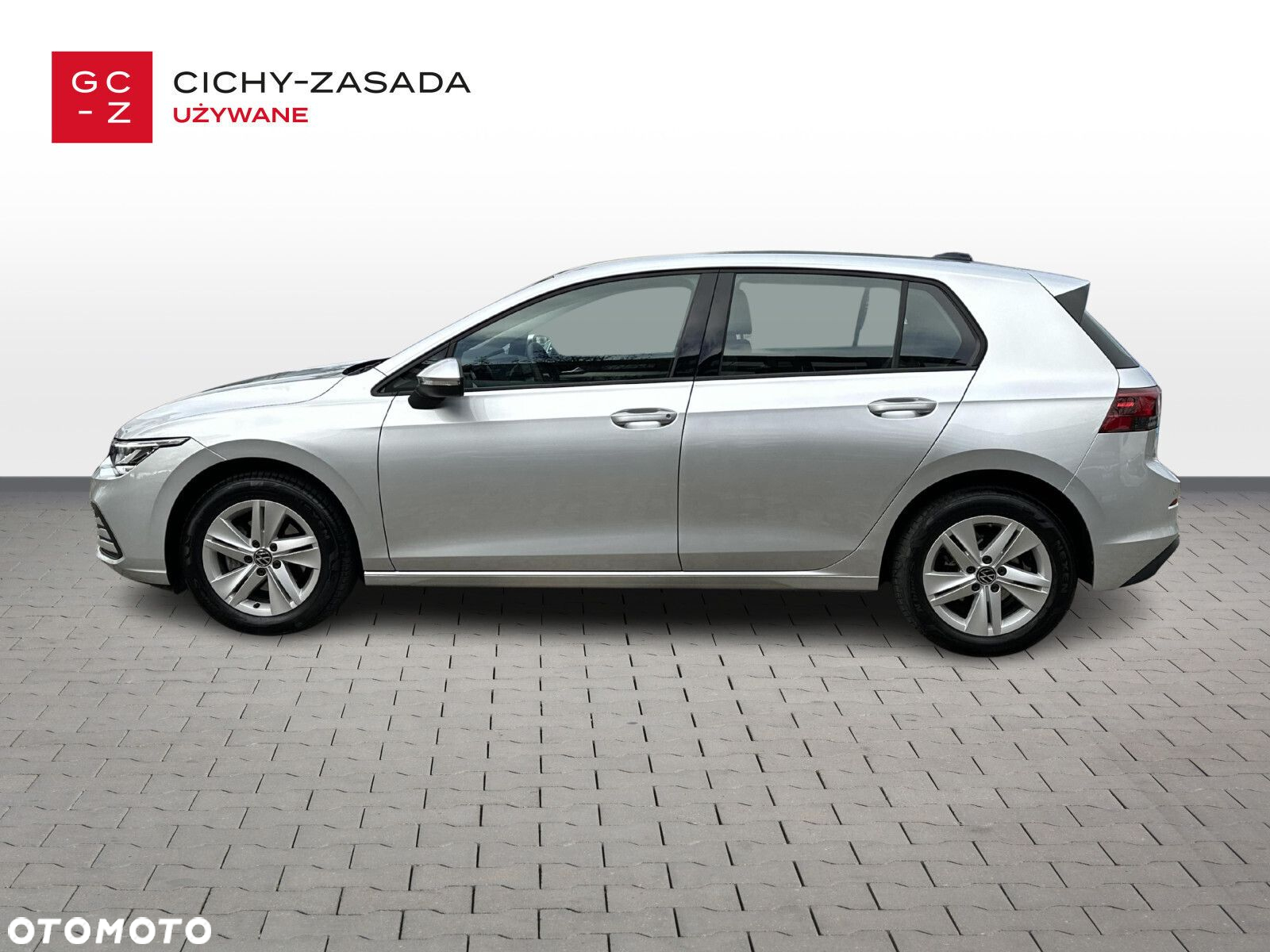 Volkswagen Golf - 8