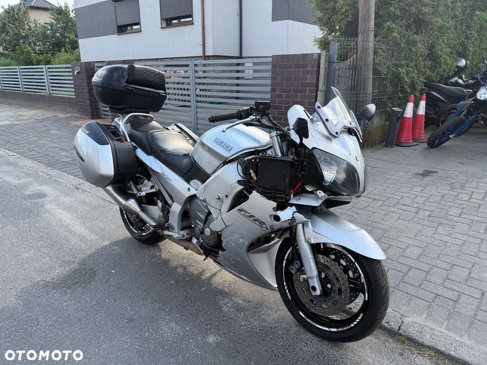 Yamaha FJR - 26