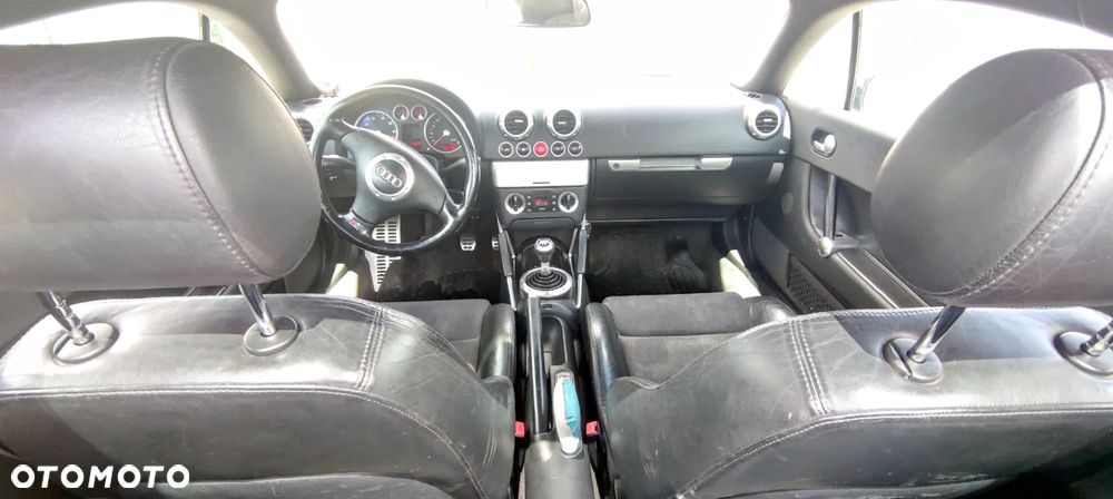 Audi TT Coupé 1.8T - 8