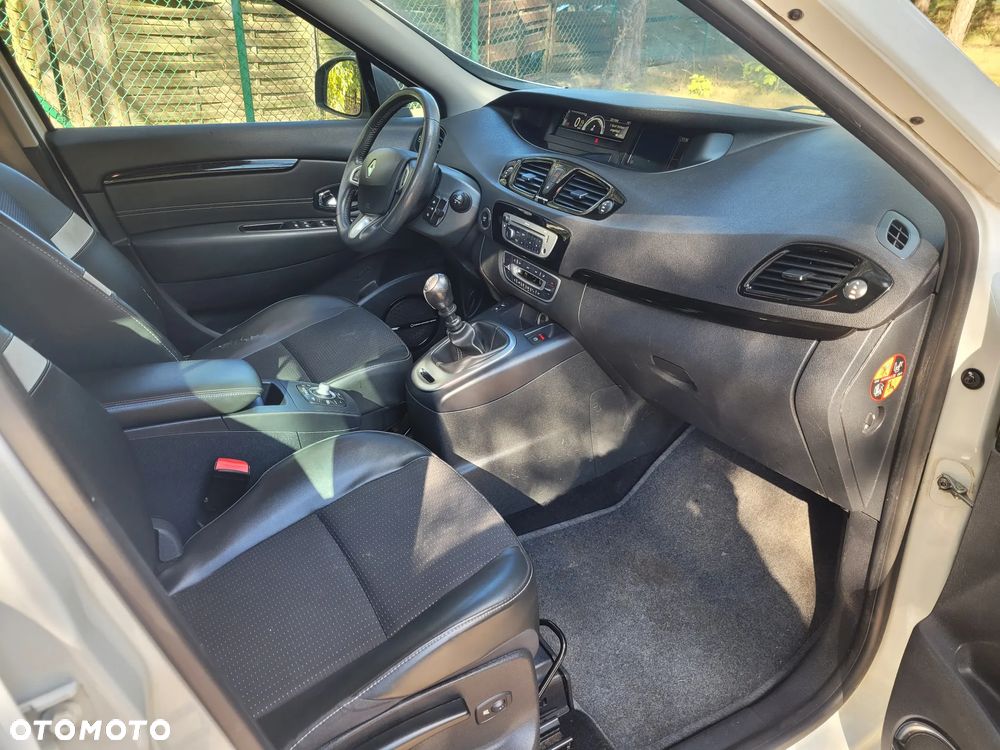 Renault Scenic 1.6 dCi Energy Bose Edition - 11