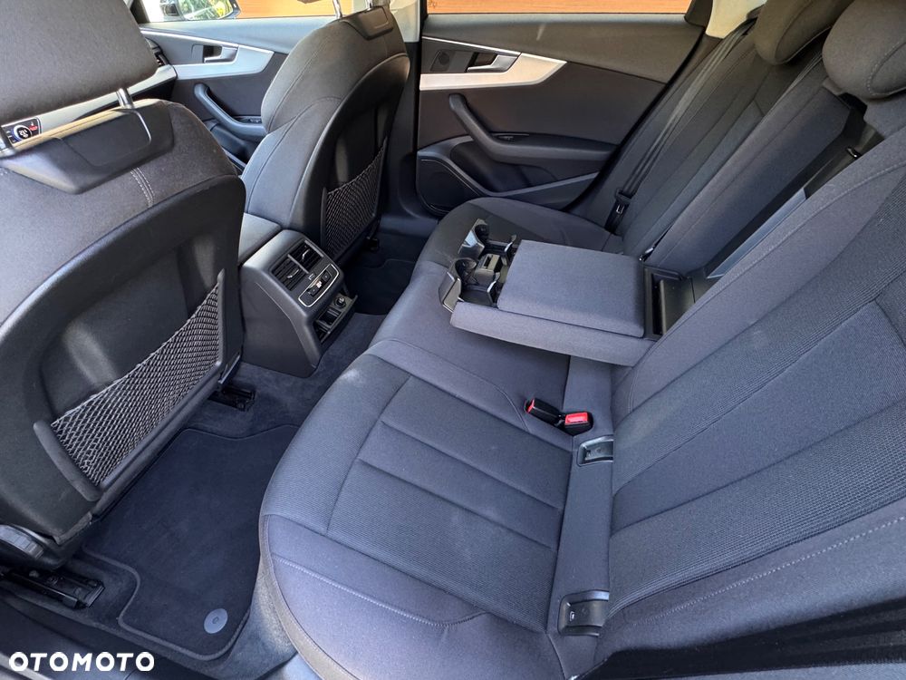 Audi A4 Avant 2.0 TDI DPF clean diesel quattro S tronic S line Sportpaket - 21