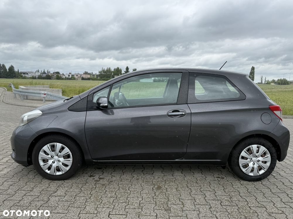 Toyota Yaris 1.33 Dynamic - 3