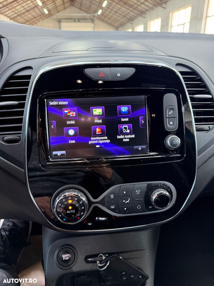 Renault Captur TCe 150 GPF VERSION S - 16